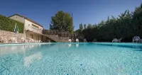 Auberge de l'Escargot d'Or Hotel a Charols
