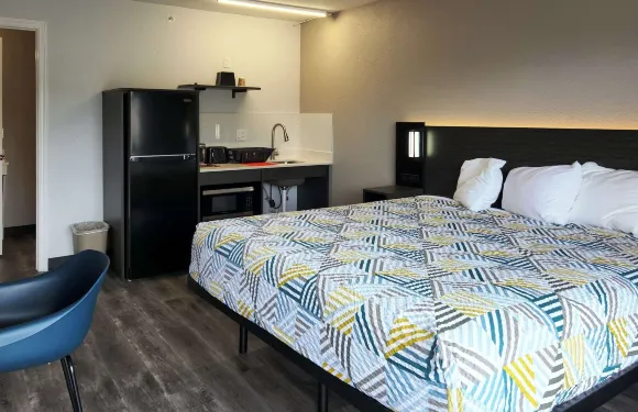 Studio 6 阿爾文，TX