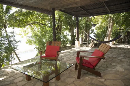 Hotel Gringo Perdido Отели в г. Эль Ремате