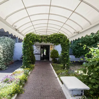 Hotel Giulietta e Romeo Hotels near Acilia