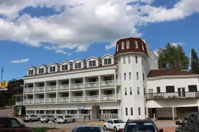 Roosevelt Inn Mount Rushmore