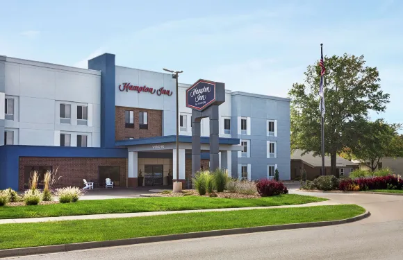 堪薩斯城藍泉城希爾頓歡朋酒店