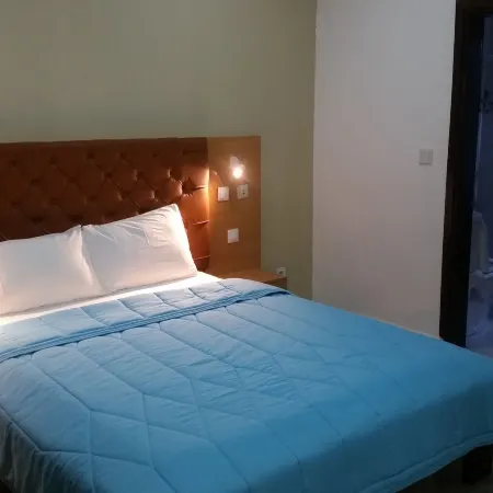 Eifell's Hotel's