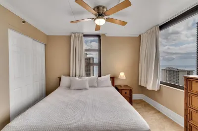 22nd Floor Condo with Stunning Ocean Views and Free Parking! by Koko Resort Vacation Rentals