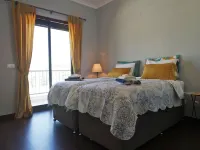 B04 - Luxury 2 Bed with Top Terrace Pool by DreamAlgarve Hotels in Odiaxere