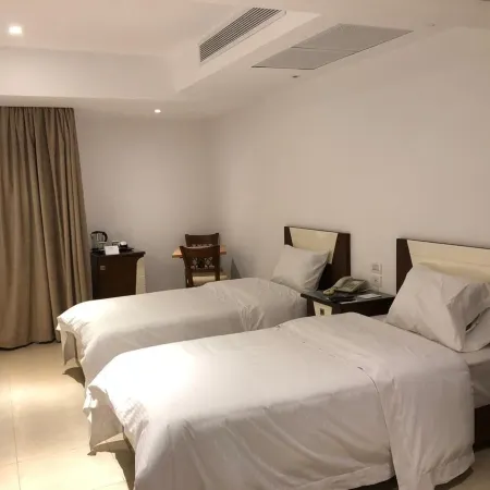 Maxim Hotel