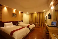 Hotel the Plaza Hotels in Hyderabad