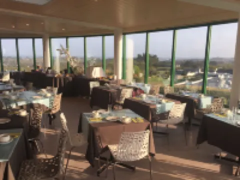 Brit Hotel Golfhotel Saint Samson Hotels in Pleumeur-Bodou