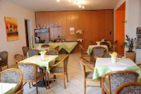 Pension Erlaa Hotels in Vosendorf