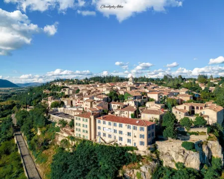 Le Nesk Ventoux - Hotel Hotels in Sault