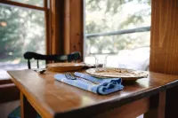 Carriage Barn Inn - breakfast