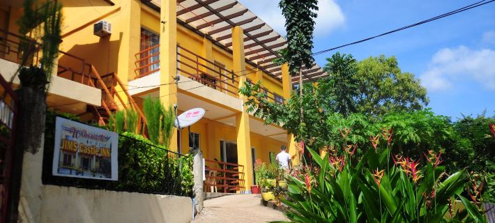 Jim's Castle Inn Hotels in Coron