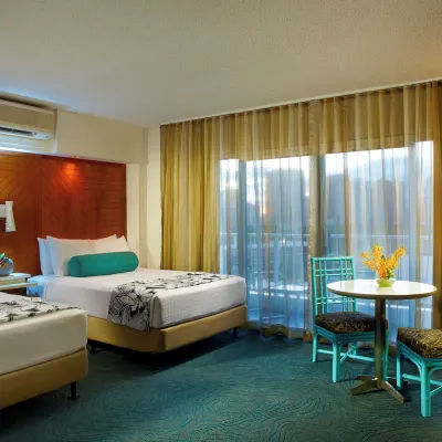 Oasis Hotel Waikiki Hotels near Waikiki Beach