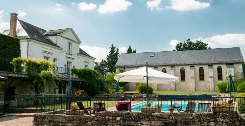 Domaine de la Courbe Hôtel & Spa Hotels in Le Lude