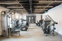 The Drake Oak Brook, Autograph Collection - Gym