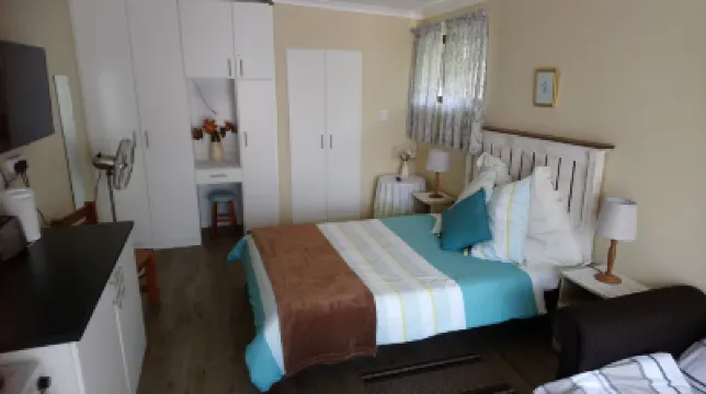 Welterusten Guesthouse Hotels near Koop Sentrum