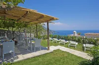 Albadamare Boutique Hotel