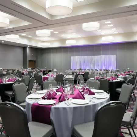 Courtyard Omaha Bellevue at Beardmore Event Center