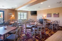 Sleep Inn & Suites Bay View Acme - Traverse City Hotels in Whitewater