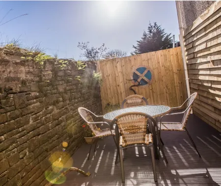 James' Place at Dowlais Отели рядом с достопримечательностью «Бреконская горная железная дорога»