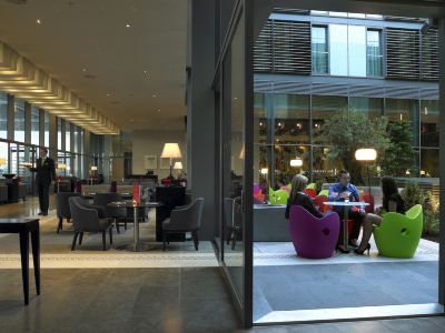 共有エリア ザ ギブソン ホテル アン アセンド ホテル コレクション メンバーの写真