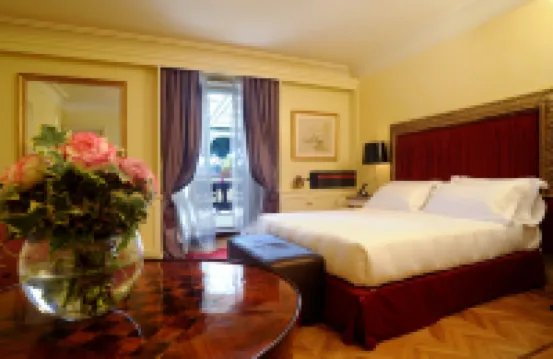 هوتل فيلا دوز Hotels near باريولي