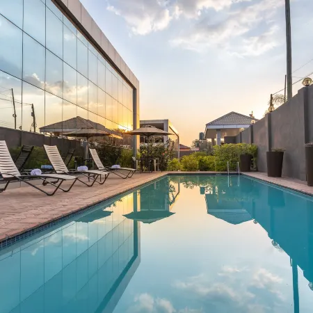 Fallsway Suites