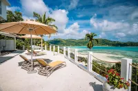 The Bay Seychelles Boutique Hotel and Apartments فنادق في باي لازاري