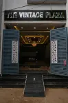 The Vintage Plaza