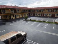Diamond Inn - Motels