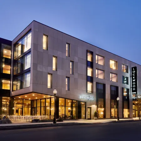 Lockwood Hotel
