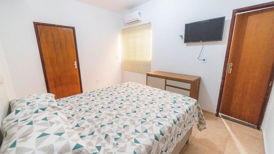 Apartamentos 2 Qtos C/Suite ,Cozinha Completa, Wi-Fi 1GIga, Jr Catito