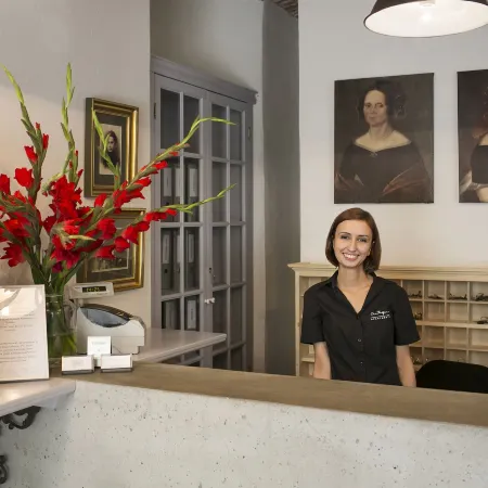 Antique Apartments Plac Szczepanski Отели рядом с достопримечательностью «Церковь Святого Марка»