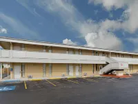 Alamo Inn & Suites Hotels in Gillette