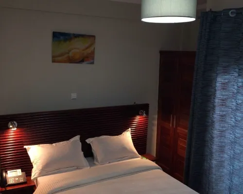 Liebe Hotel โรงแรมในยาอุนเด