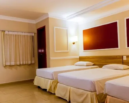 Atalanta Hotel โรงแรมในมากาปา