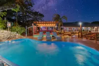 Hotel and Dive Center Roatan Yacht Club Hotels in French Cay