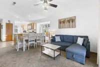 Scenic Lakeview Stay for 5!