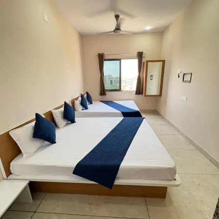 Hotel Darshan Palace - Near Dwarka Railway Station & Shree Dwarkadhish Temple