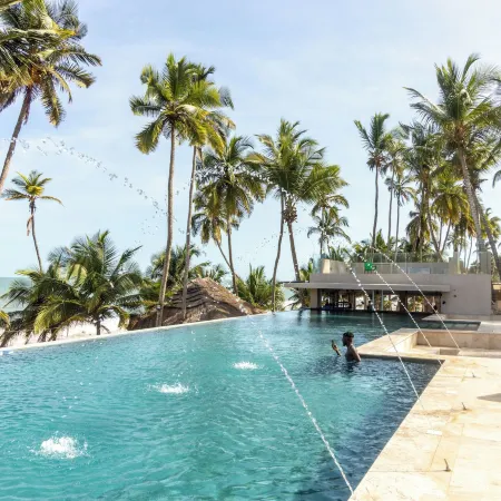Tills Beach Resort