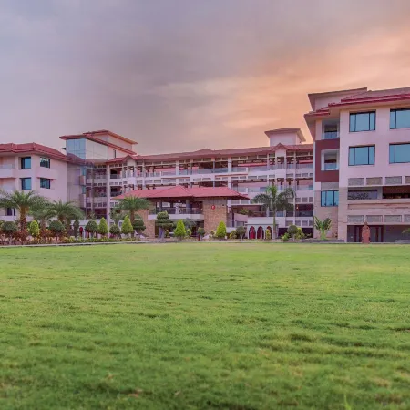 Crescent Spa and Resorts Indore