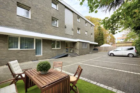 Hotel Stadt Grevenbroich Mit Klimaanlage Отели в г. Гревенброх