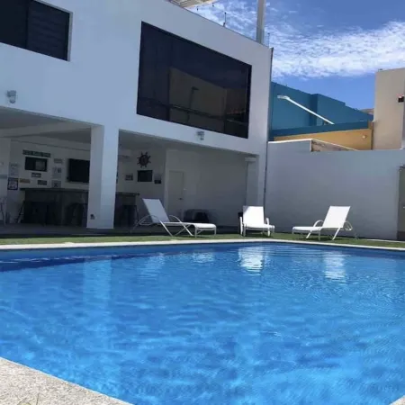 Big House Pool Grill, 4 Bedrooms 12 Ppl AC Ocean View TV Wifi