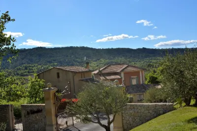 Hôtel Le Colombier Hotels in Montagnac