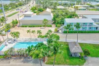 Bonefish Bay Motel - piscine