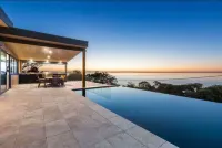 The Ocean s Edge   Luxury Entertainer with Views - Family