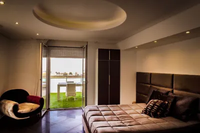 Airport bari deluxe Hôtels à : 