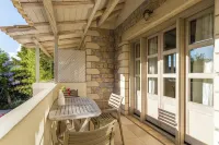 Tria Luxury Residences Hotels in Ditiki Mani