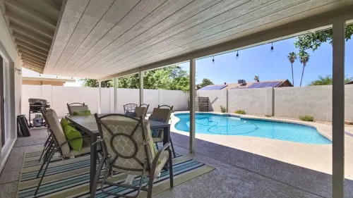 Tempe Remodel w Sparkling Pool and Game Room