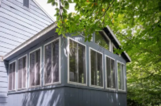 Hot Cocoa Bar 4 Season Porch Wwood Stove Hotels in Coolbaugh Township